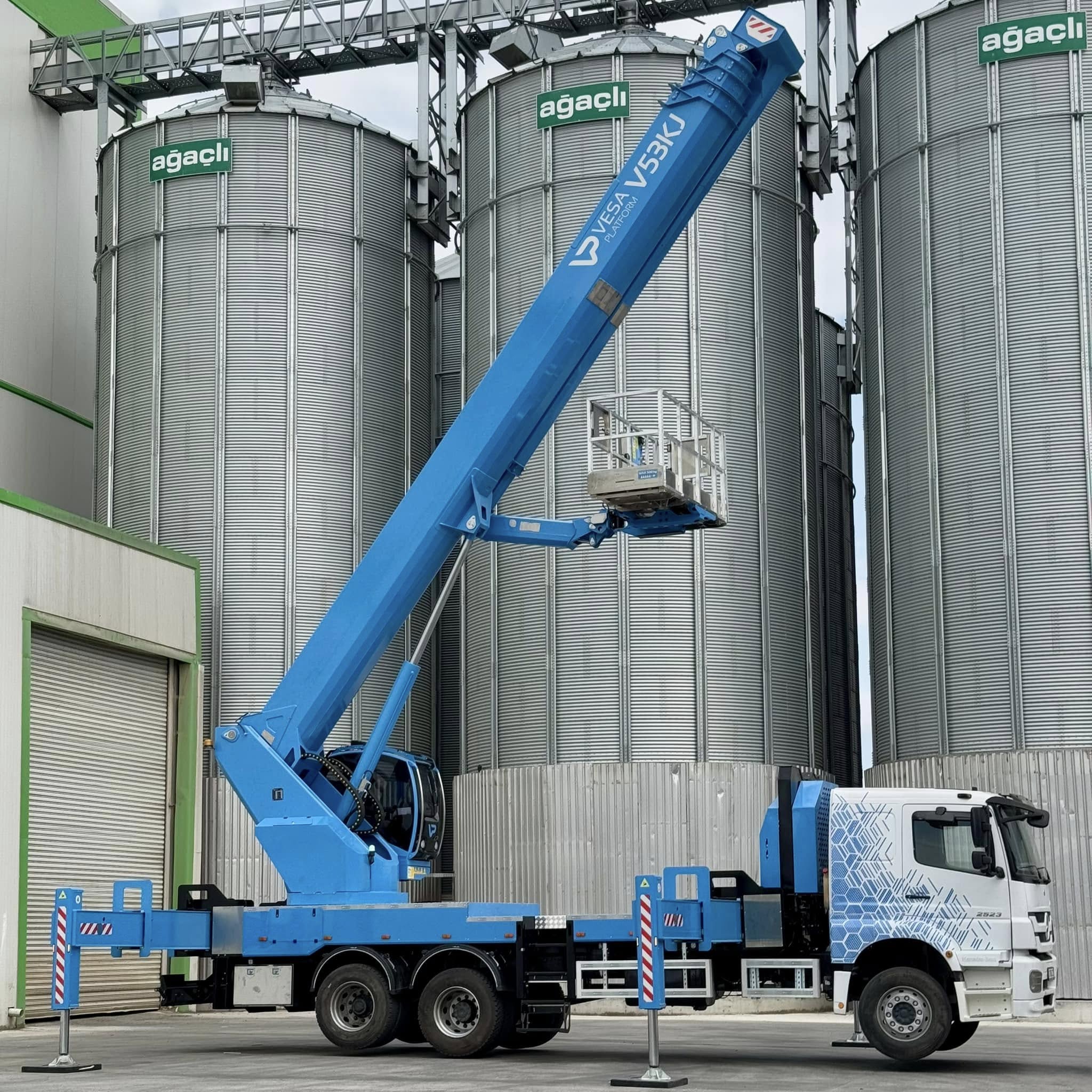 53 METRE JUMBO KIRMALI PLATFORM